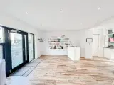 Erhvervslejemål til frisør/butik - 3