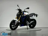 BMW F 900 R - 5