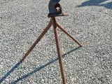 - - - Rørholder stativ - 2