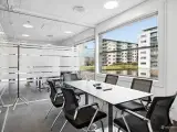 142 m2 lyst kontorlejemål i Søborg Tower - bemandet reception. kantine og fri parkering. - 2
