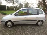 Hyundai Matrix 1.6 i Nysynet.  - 4