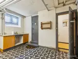 121 m² højt kælderlejemål til butik / kontor - 3