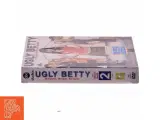 Ugly Betty 2 - 2