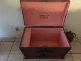 Antik Kiste
