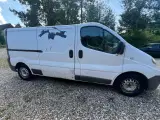 Renault trafic 2.0 dci lang  - 4