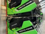 Deutz-Fahr 7206 With 24feed - 7.2m header. New and unused Combine together with 7.2m header - 4