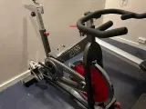 Indendørs cykel / Spinningcykel