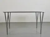 Fritz hansen / piet hein bord med hvid laminat plade og stålkant - 4