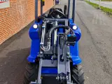 DEMO MultiOne 5.2K Minilæsser m. Skovl - 2