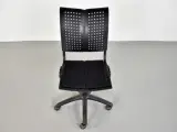 Häg conventio wing 9822 kontorstol med sort polster på sædet - 5