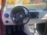 VW UP 1,0 FSI 60HK 4-dørs - 2