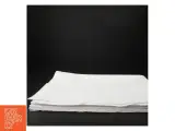 Hvid dug med broderi (str. 120 x 160 cm) - 3