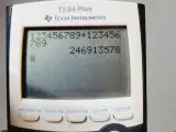 ⭐️· Texas Instruments TI-84 Plus Grafregner / Lomm - 3