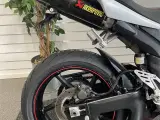 Yamaha YZF-R1  - 3