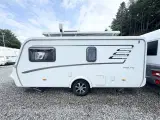 2015 - Hymer Feeling 425   Dobbeltseng-Mover-Let vogn - 4