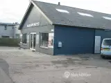 Flot lokale, Lager, Prod., Butik, Kontor, værksted   - 2