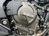 Suzuki DL 800 DE V-Strom - 4