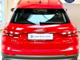 Audi Q3 35 TDi Prestige S-tr. - 2
