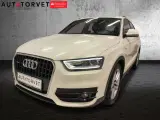 Audi Q3 2,0 TDi 177 S-line quattro S-tr.