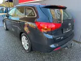 Kia Ceed 1,6 CRDi 128 Premium+ SW - 4