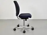 Häg h04 credo 4400 kontorstol med sort/blå polster og gråt stel - 4