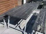 Plankesæt med metalstel