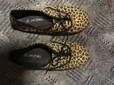 Leopard sko i stof