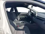 Toyota C-HR 1,8 Hybrid C-LUB Premium Selected Bi-tone Multidrive S 122HK 5d Aut. - 4