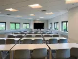 Plads i åbne kontorlandskaber til 10 personer - 2