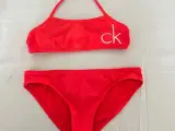 Calvin Klein koralrød bikini str 12-14 år 