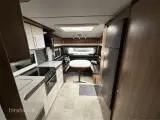 2016 - Polar Svit 560 CTH   Luksus Polar vintervogn med fransk dobbeltseng fra Hinshøj Caravan - 5