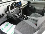 VW ID.4 77 Pro Van - 3