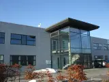 Kontor med højlager i flot ejendom fra 2003. - 2
