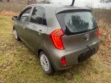 Kia Picanto 1,0 km 55000 - 3