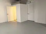 100 m2 lager / værksted med kontor køkken og wc - 5
