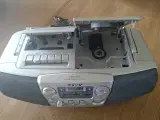 SONY CFD-V31L TRANSPORTABEL RADIORECORDER - 3