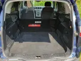 Ford S-Max van - 3