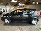 Opel Corsa 1,2 16V Cosmo - 4