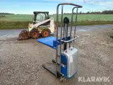 Elektrisk mini stabler NH Handling EPS 0415 - 2
