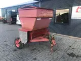 - - - Egedal grusudlægger - 4