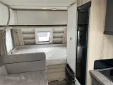 2024 - Hobby De Luxe 490 KMF   Med dobbeltseng og køjer fra Hinshøj Caravan A/S - 4