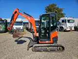 Kubota U 27-4 med tiltman - 2