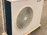12,5 KW varmepumpe 