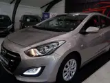 Hyundai i30 Cw 1,6 CRDi Passion ISG 110HK Stc 6g - 3