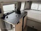 2023 - Eriba Touring 530 Urban   Super smart hævetagsvogn fra Hinshøj Caravan - 4