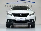 Peugeot 2008 1,6 BlueHDi 100 Allure Sky - 2