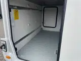 2020 - Chausson Titanium 767   Netop hjemkommet UNDER KLARGØRING Enkeltsenge, Smart-Lounge indretning, 170Hk Ford, AUT. - 4