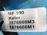 Massey Ferguson 590 Køler 1876608M3 - 2