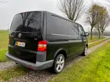 VW Transporter 2,5 TDi 130 Kombi Tiptr. kort 4d Ny - 3