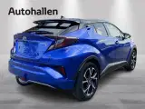 Toyota C-HR 1,8 Hybrid C-LUB Premium Selected Bi-tone Multidrive S 122HK 5d Aut. - 2